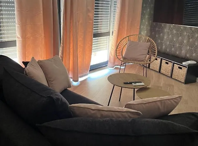 Vauban Magnifique T2 Avec Balcon * פרפיניין